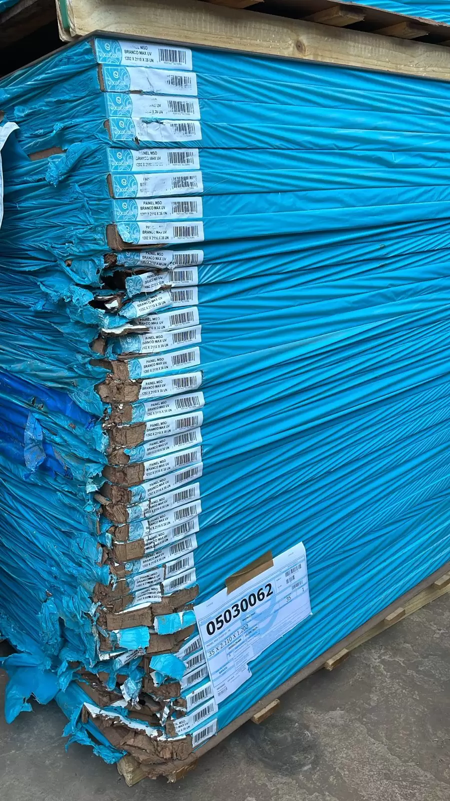 Painel de Divisória Eucatex Branco Max 35 x 1200 x 2110 mm - Com Avarias - Imagem 4