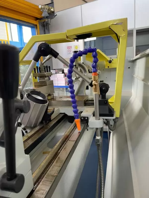 Torno Mecânico Industrial MR-302 330 x 1000 mm 220/380V - MANROD-MR-302 - Imagem 10